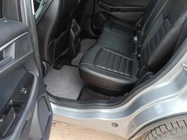 Серый Форд Эдж, объемом двигателя 2 л и пробегом 90 тыс. км за 12300 $, фото 12 на Automoto.ua