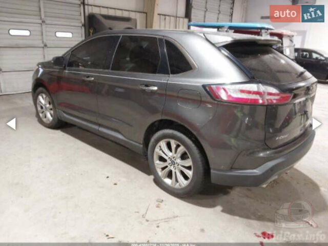 Сірий Форд Едж, об'ємом двигуна 2 л та пробігом 169 тис. км за 14700 $, фото 3 на Automoto.ua