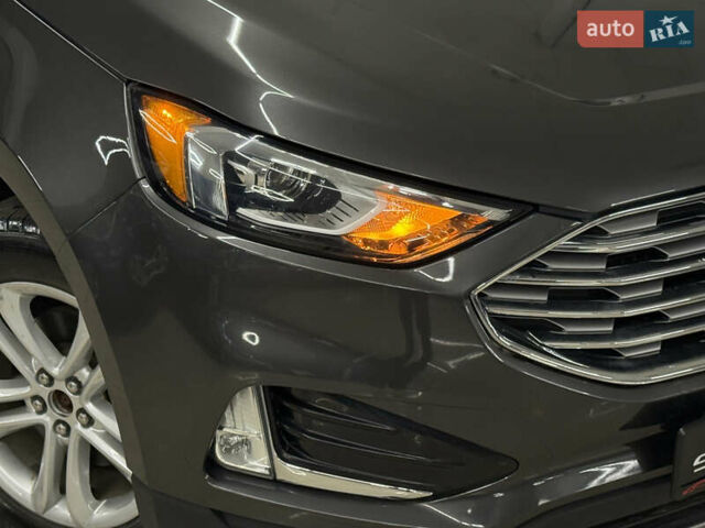 Сірий Форд Едж, об'ємом двигуна 2 л та пробігом 65 тис. км за 17499 $, фото 6 на Automoto.ua