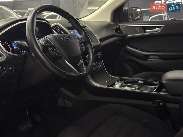 Сірий Форд Едж, об'ємом двигуна 2 л та пробігом 65 тис. км за 17499 $, фото 18 на Automoto.ua