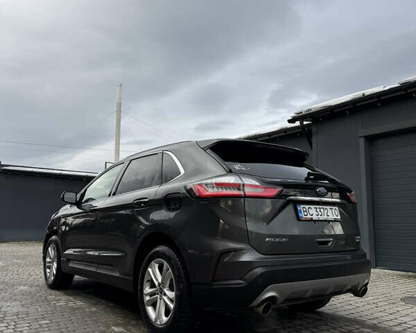 Серый Форд Эдж, объемом двигателя 2 л и пробегом 155 тыс. км за 15500 $, фото 3 на Automoto.ua