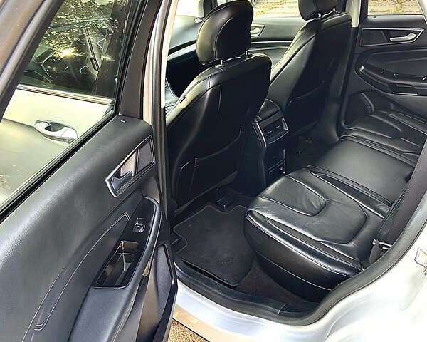 Серый Форд Эдж, объемом двигателя 2 л и пробегом 69 тыс. км за 20000 $, фото 13 на Automoto.ua