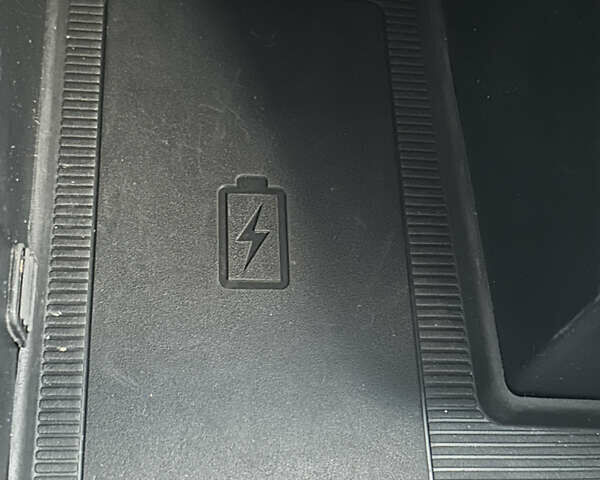 Серый Форд Эдж, объемом двигателя 2 л и пробегом 136 тыс. км за 18500 $, фото 1 на Automoto.ua