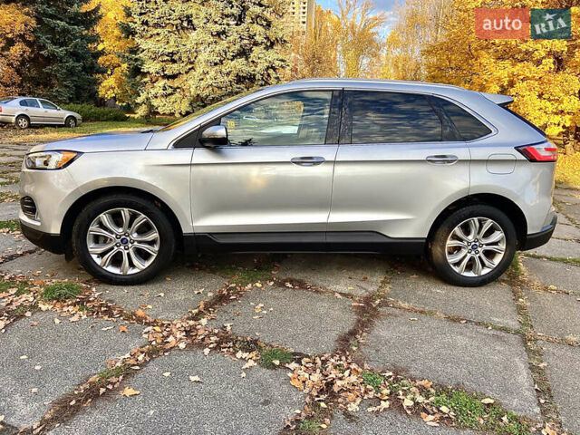 Серый Форд Эдж, объемом двигателя 2 л и пробегом 69 тыс. км за 20000 $, фото 3 на Automoto.ua