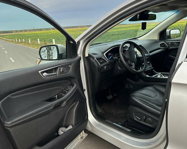 Серый Форд Эдж, объемом двигателя 2 л и пробегом 136 тыс. км за 18500 $, фото 14 на Automoto.ua