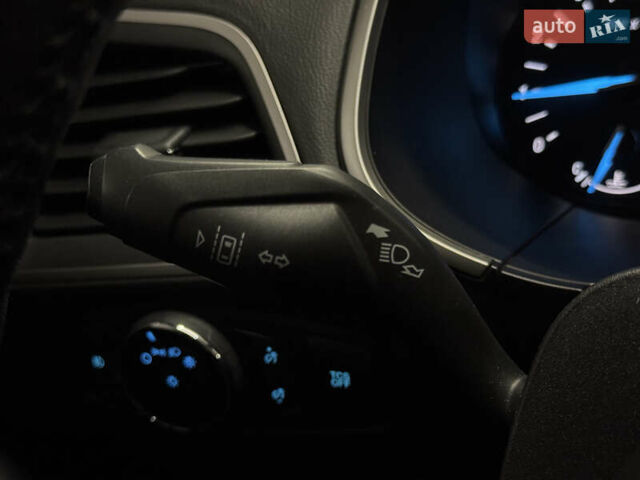 Сірий Форд Едж, об'ємом двигуна 2 л та пробігом 65 тис. км за 17499 $, фото 31 на Automoto.ua