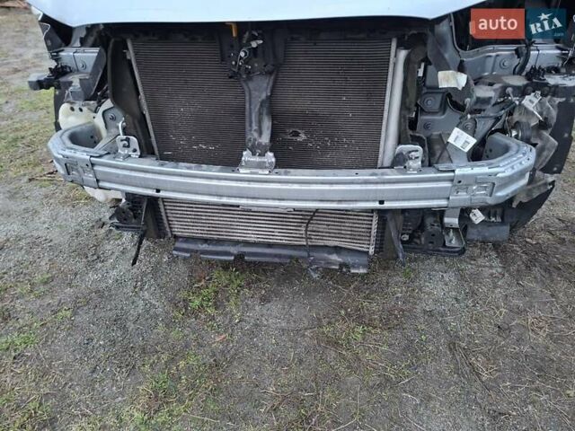 Сірий Форд Едж, об'ємом двигуна 2 л та пробігом 130 тис. км за 13900 $, фото 6 на Automoto.ua