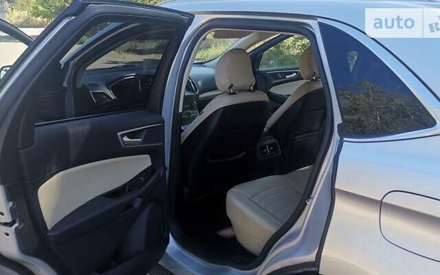 Серый Форд Эдж, объемом двигателя 2 л и пробегом 113 тыс. км за 20100 $, фото 40 на Automoto.ua