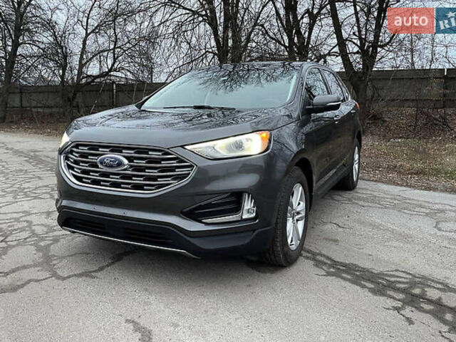 Серый Форд Эдж, объемом двигателя 2 л и пробегом 221 тыс. км за 17000 $, фото 2 на Automoto.ua