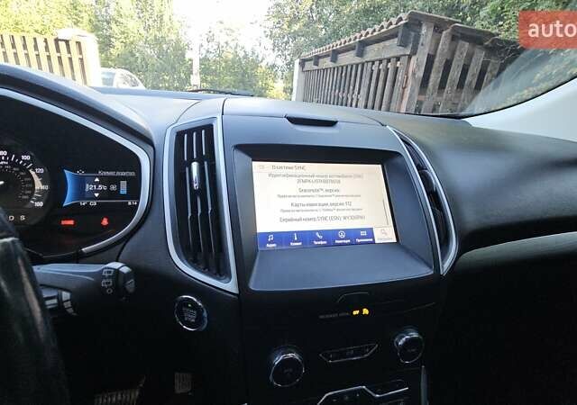 Серый Форд Эдж, объемом двигателя 2 л и пробегом 179 тыс. км за 20000 $, фото 7 на Automoto.ua