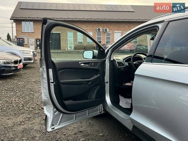 Серый Форд Эдж, объемом двигателя 2 л и пробегом 167 тыс. км за 14300 $, фото 6 на Automoto.ua