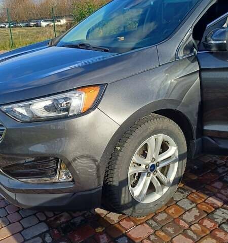 Сірий Форд Едж, об'ємом двигуна 2 л та пробігом 155 тис. км за 18999 $, фото 2 на Automoto.ua