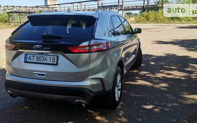 Серый Форд Эдж, объемом двигателя 2 л и пробегом 113 тыс. км за 20100 $, фото 1 на Automoto.ua