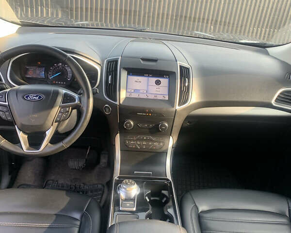 Серый Форд Эдж, объемом двигателя 2 л и пробегом 70 тыс. км за 17500 $, фото 2 на Automoto.ua