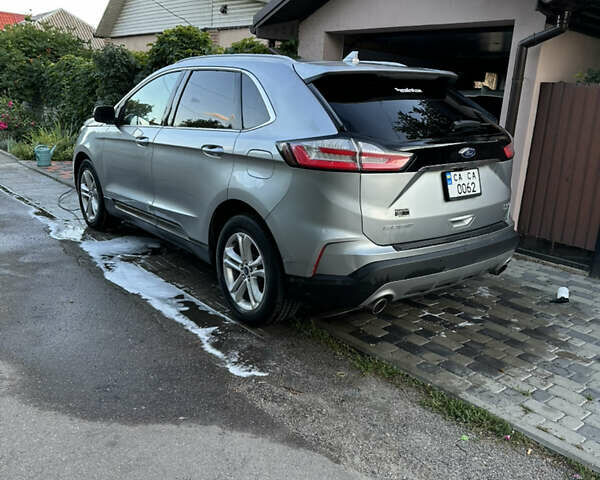 Серый Форд Эдж, объемом двигателя 2 л и пробегом 140 тыс. км за 19000 $, фото 7 на Automoto.ua