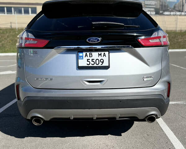Сірий Форд Едж, об'ємом двигуна 2 л та пробігом 158 тис. км за 20500 $, фото 2 на Automoto.ua