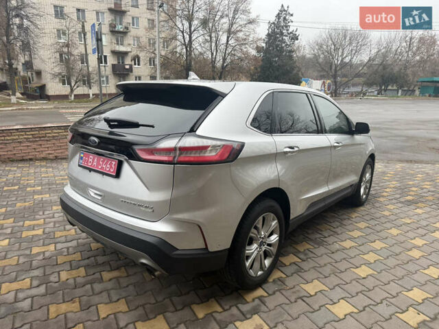 Серый Форд Эдж, объемом двигателя 2 л и пробегом 189 тыс. км за 17000 $, фото 3 на Automoto.ua