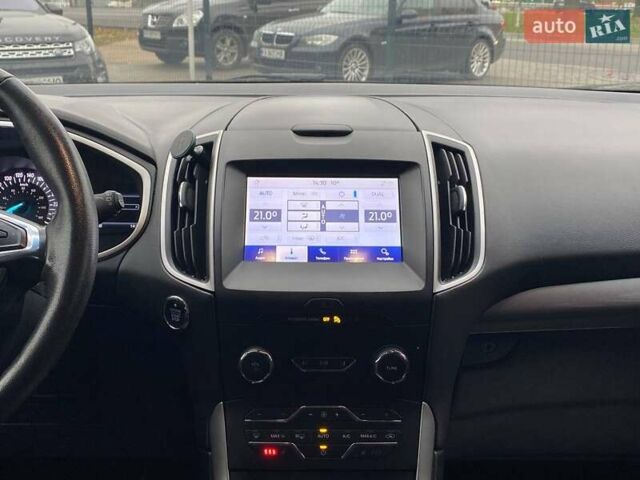 Серый Форд Эдж, объемом двигателя 2 л и пробегом 79 тыс. км за 23500 $, фото 16 на Automoto.ua