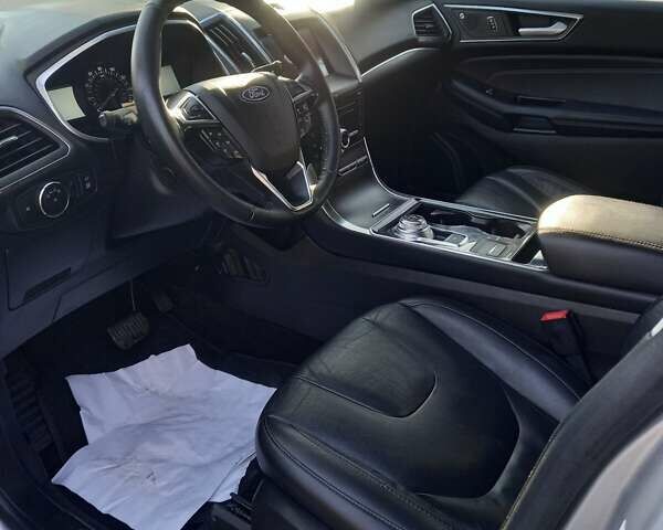 Серый Форд Эдж, объемом двигателя 2 л и пробегом 122 тыс. км за 18000 $, фото 11 на Automoto.ua