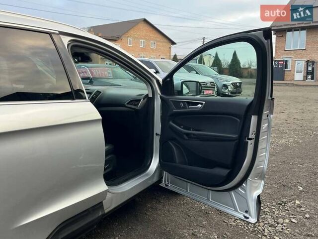 Серый Форд Эдж, объемом двигателя 2 л и пробегом 167 тыс. км за 14300 $, фото 23 на Automoto.ua