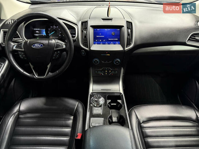 Сірий Форд Едж, об'ємом двигуна 2 л та пробігом 111 тис. км за 19999 $, фото 16 на Automoto.ua