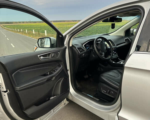 Серый Форд Эдж, объемом двигателя 2 л и пробегом 136 тыс. км за 18500 $, фото 13 на Automoto.ua