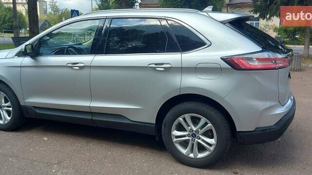 Серый Форд Эдж, объемом двигателя 2 л и пробегом 115 тыс. км за 17500 $, фото 3 на Automoto.ua