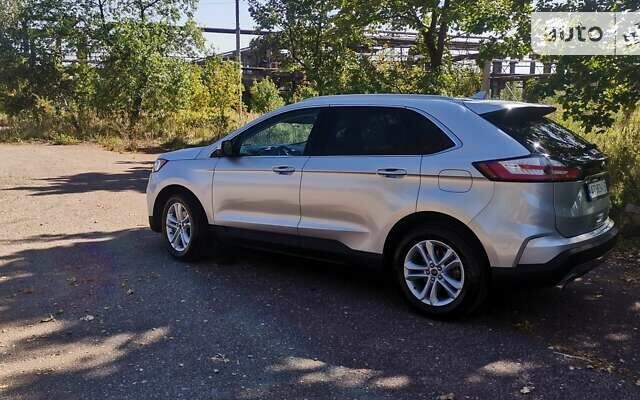 Серый Форд Эдж, объемом двигателя 2 л и пробегом 113 тыс. км за 20100 $, фото 30 на Automoto.ua