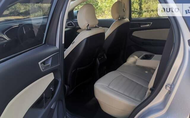 Серый Форд Эдж, объемом двигателя 2 л и пробегом 113 тыс. км за 20100 $, фото 50 на Automoto.ua