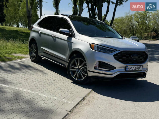 Серый Форд Эдж, объемом двигателя 2 л и пробегом 44 тыс. км за 24500 $, фото 1 на Automoto.ua