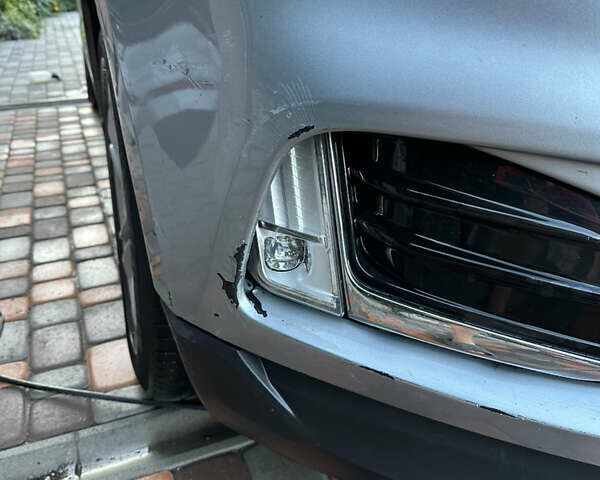 Серый Форд Эдж, объемом двигателя 2 л и пробегом 140 тыс. км за 19000 $, фото 8 на Automoto.ua