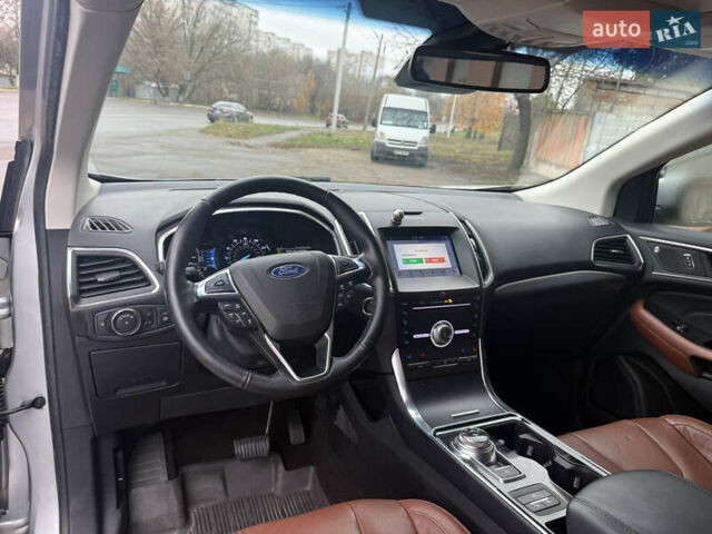 Серый Форд Эдж, объемом двигателя 2 л и пробегом 189 тыс. км за 17000 $, фото 8 на Automoto.ua