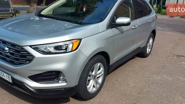 Серый Форд Эдж, объемом двигателя 2 л и пробегом 115 тыс. км за 17500 $, фото 4 на Automoto.ua