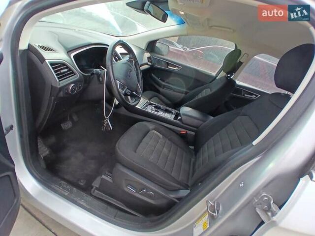 Серый Форд Эдж, объемом двигателя 2 л и пробегом 105 тыс. км за 13950 $, фото 6 на Automoto.ua