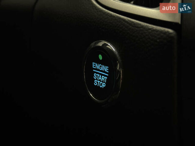 Сірий Форд Едж, об'ємом двигуна 2 л та пробігом 65 тис. км за 17499 $, фото 30 на Automoto.ua