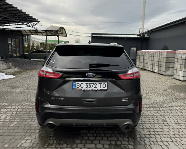 Серый Форд Эдж, объемом двигателя 2 л и пробегом 155 тыс. км за 15500 $, фото 4 на Automoto.ua