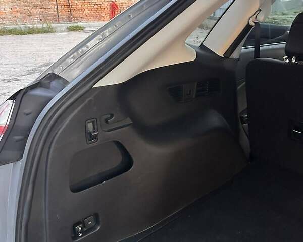 Сірий Форд Едж, об'ємом двигуна 2 л та пробігом 46 тис. км за 20200 $, фото 15 на Automoto.ua