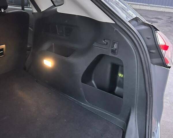 Сірий Форд Едж, об'ємом двигуна 2 л та пробігом 46 тис. км за 20200 $, фото 20 на Automoto.ua