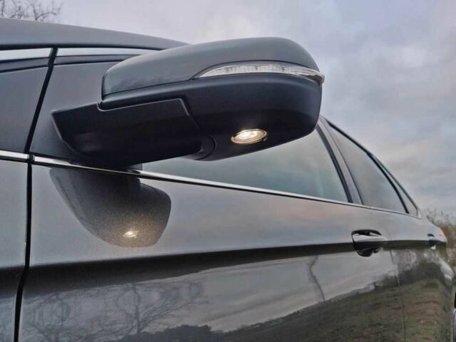 Серый Форд Эдж, объемом двигателя 2 л и пробегом 98 тыс. км за 12600 $, фото 12 на Automoto.ua