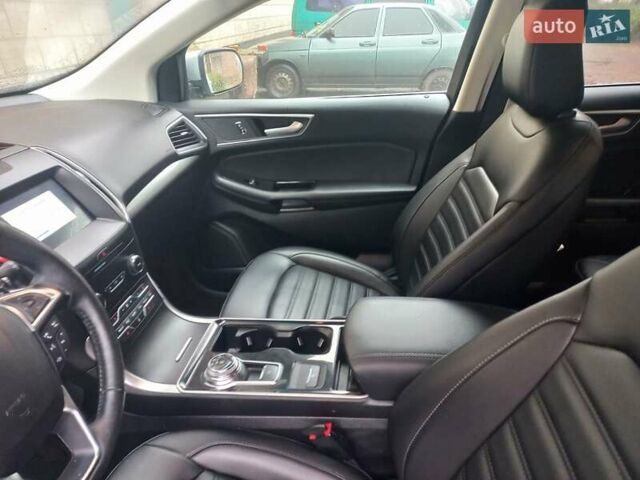 Серый Форд Эдж, объемом двигателя 2 л и пробегом 28 тыс. км за 21999 $, фото 14 на Automoto.ua