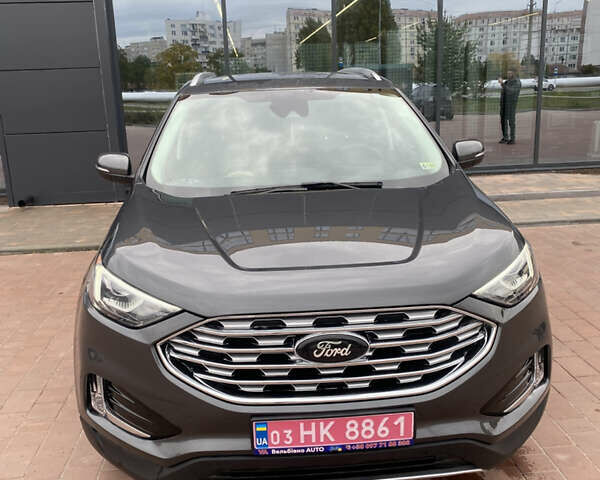 Серый Форд Эдж, объемом двигателя 2 л и пробегом 151 тыс. км за 18699 $, фото 1 на Automoto.ua