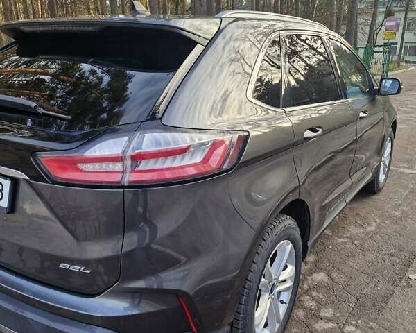 Серый Форд Эдж, объемом двигателя 2 л и пробегом 98 тыс. км за 17800 $, фото 3 на Automoto.ua