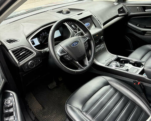 Сірий Форд Едж, об'ємом двигуна 2 л та пробігом 134 тис. км за 19500 $, фото 5 на Automoto.ua