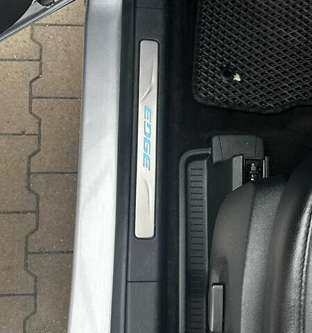 Сірий Форд Едж, об'ємом двигуна 2 л та пробігом 130 тис. км за 21000 $, фото 14 на Automoto.ua
