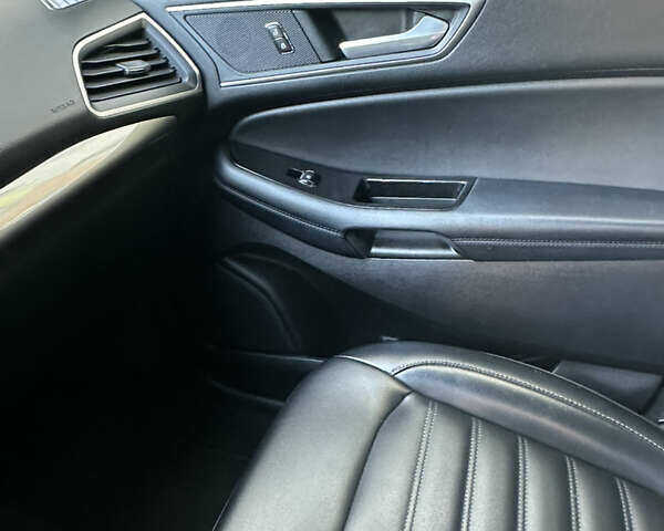 Серый Форд Эдж, объемом двигателя 2 л и пробегом 123 тыс. км за 17300 $, фото 29 на Automoto.ua