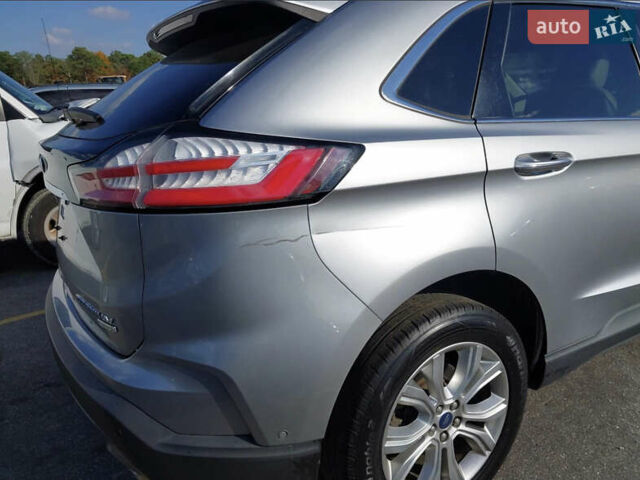 Серый Форд Эдж, объемом двигателя 2 л и пробегом 213 тыс. км за 14500 $, фото 4 на Automoto.ua