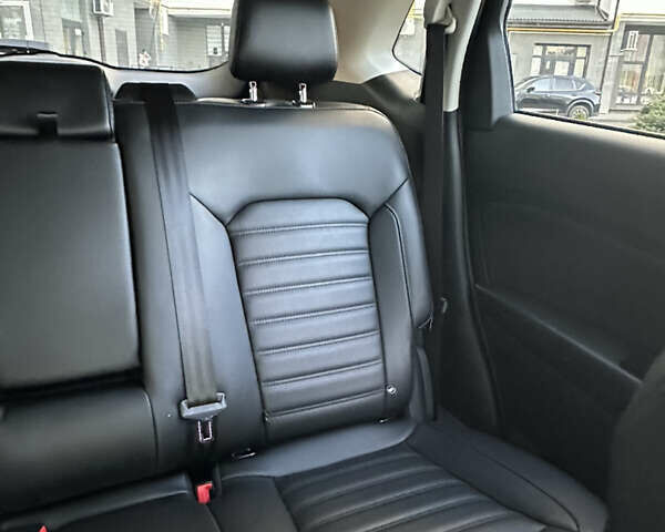 Серый Форд Эдж, объемом двигателя 2 л и пробегом 123 тыс. км за 17300 $, фото 27 на Automoto.ua