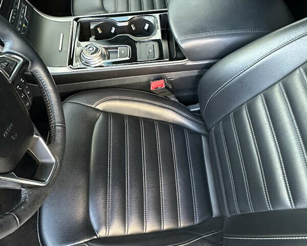 Серый Форд Эдж, объемом двигателя 2 л и пробегом 123 тыс. км за 17300 $, фото 24 на Automoto.ua