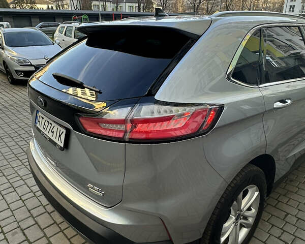 Серый Форд Эдж, объемом двигателя 2 л и пробегом 123 тыс. км за 17300 $, фото 9 на Automoto.ua