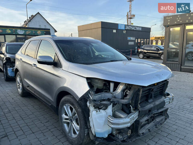 Сірий Форд Едж, об'ємом двигуна 2 л та пробігом 129 тис. км за 12800 $, фото 2 на Automoto.ua